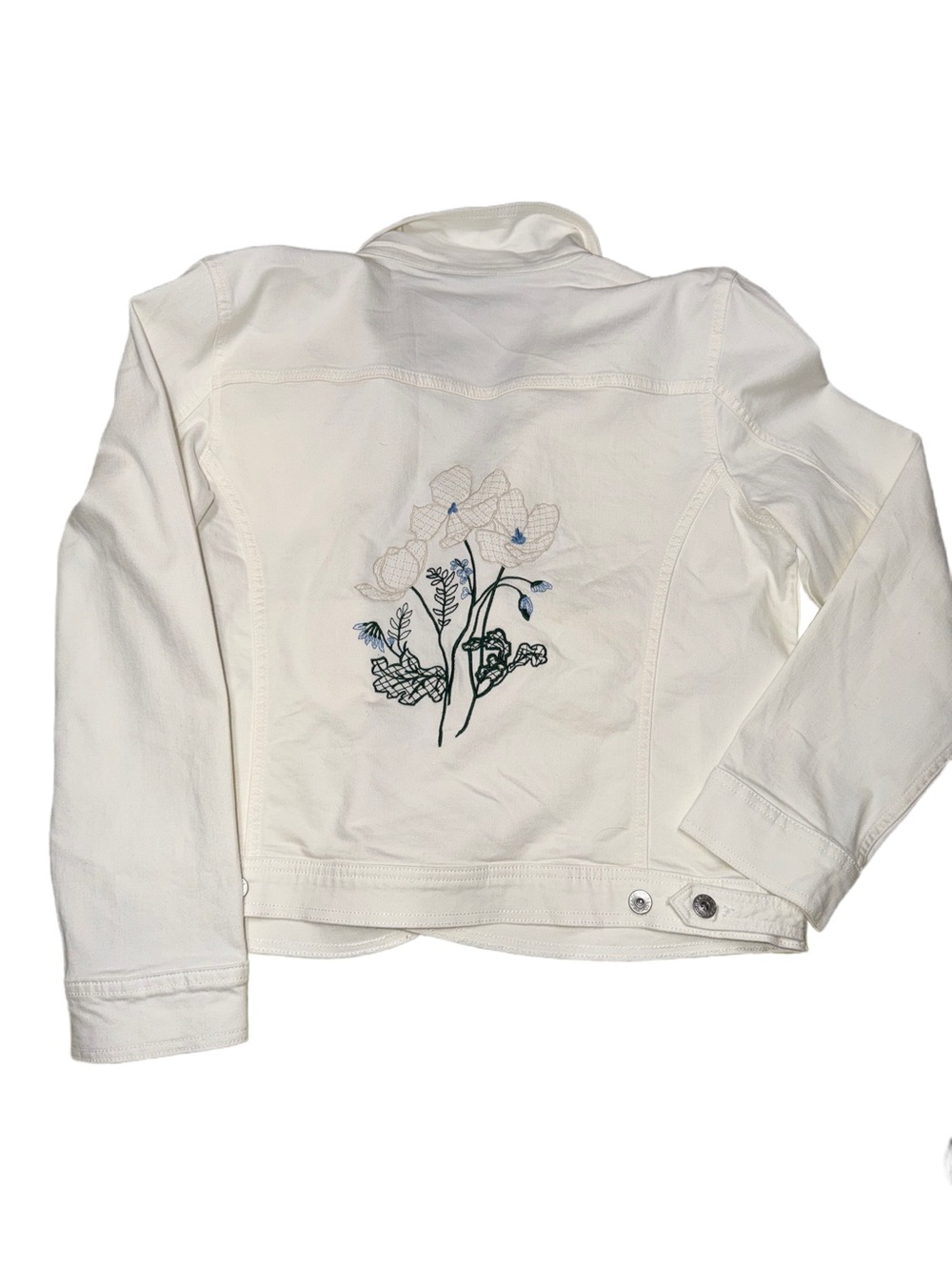 NWT $70 embroidered White Jean Jacket